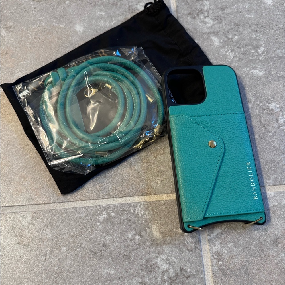 Bandolier Green leather card iPhone 13 Pro Max case
